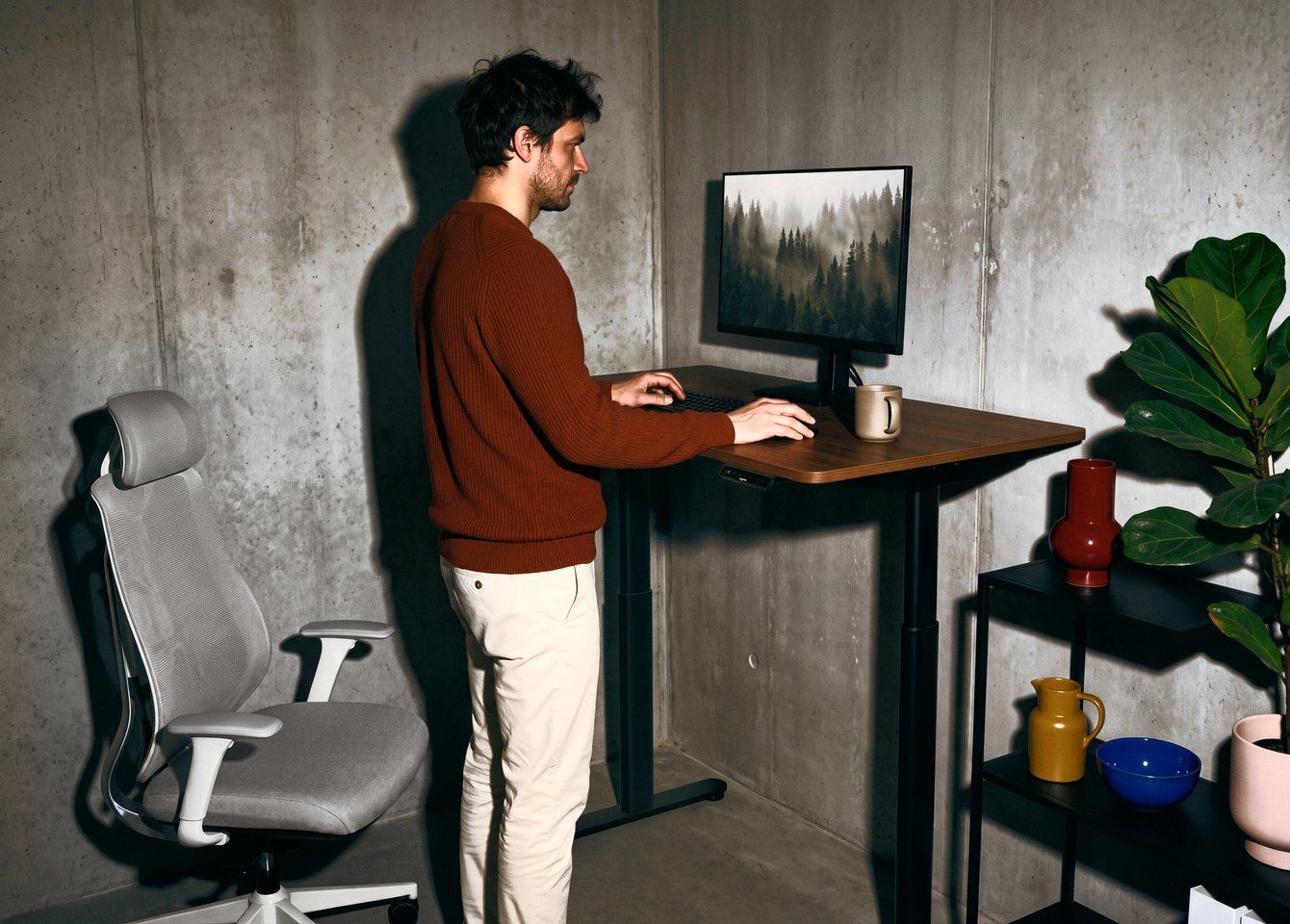 Töö seistes OmniPRO 2.0 laua taga